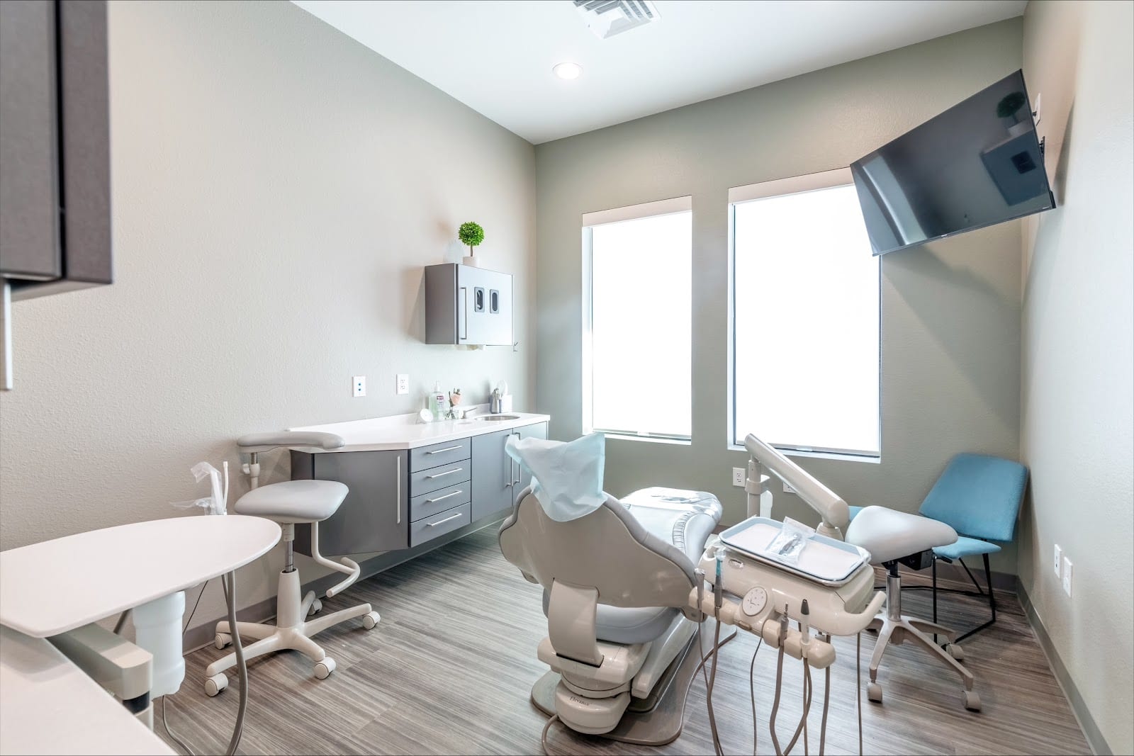 Ai Family Dental