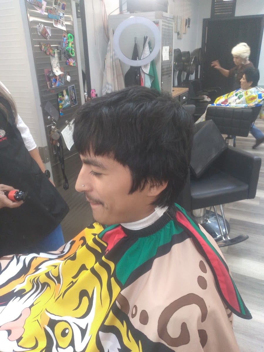 Claudia's Style Salon, photo 2