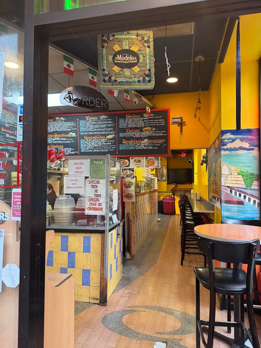 El Tesoro Taqueria and Grill