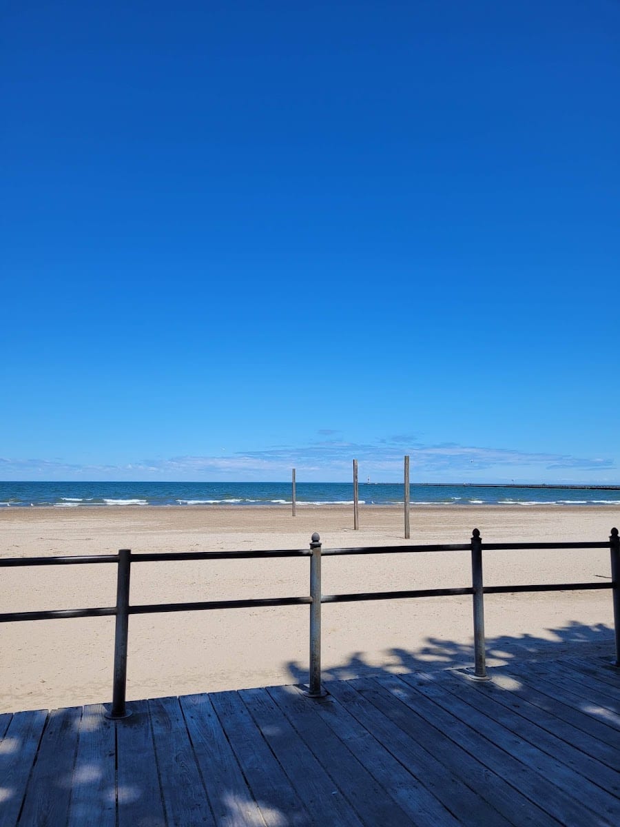 Ontario Beach Park - Volleyball net