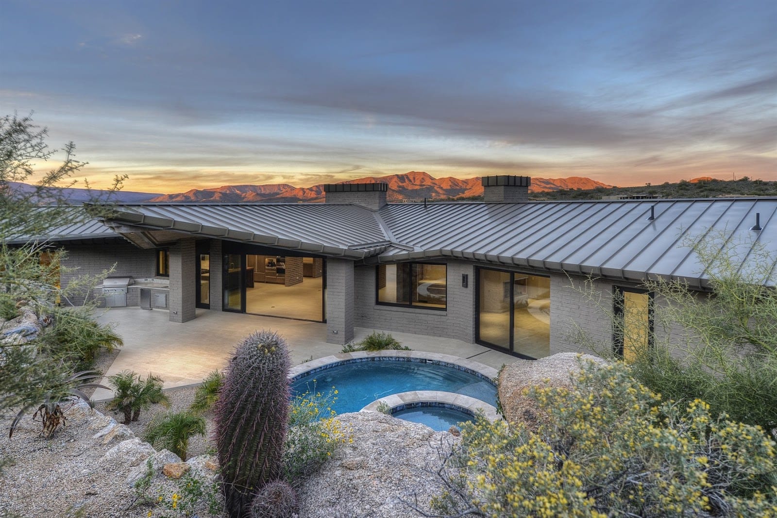 Russ Lyon Sotheby's International Realty, photo 2