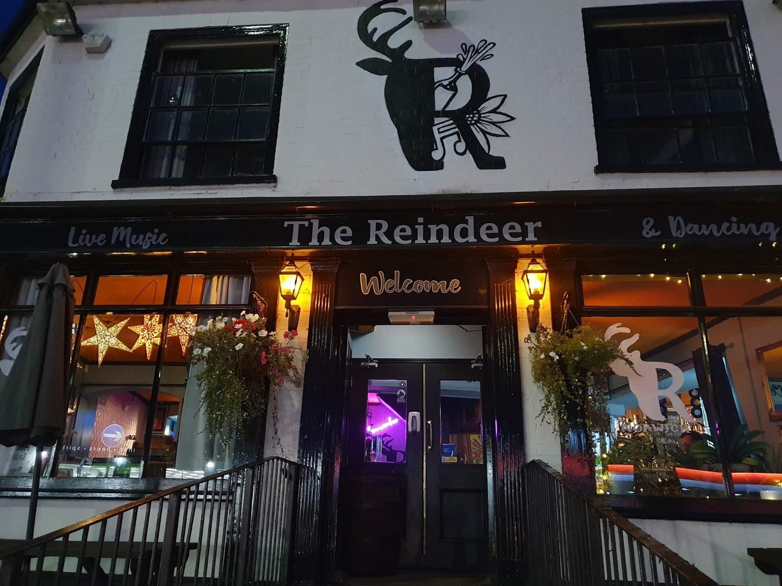 The Reindeer, photo 2