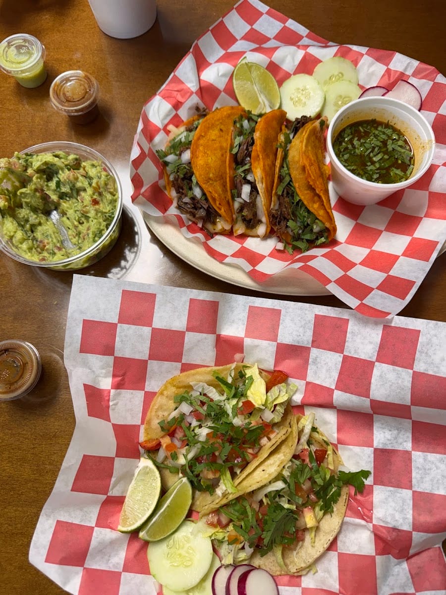 Mari Mexican Tacos, photo 4