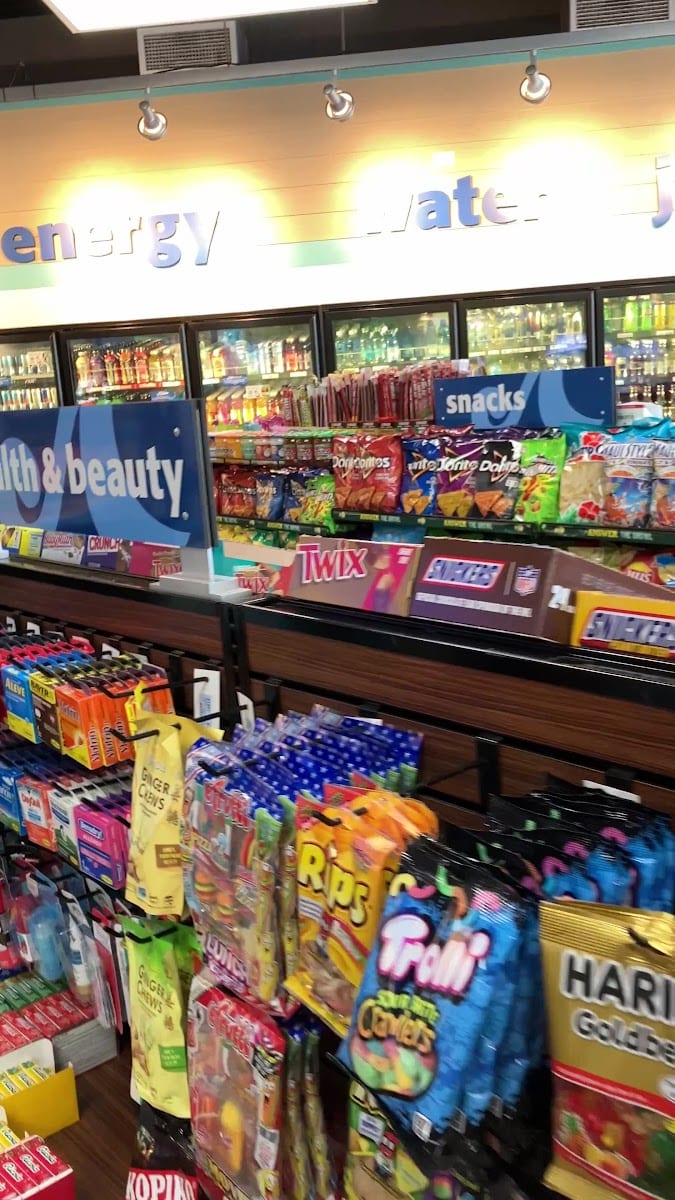 Aloha Island Mart, photo 2