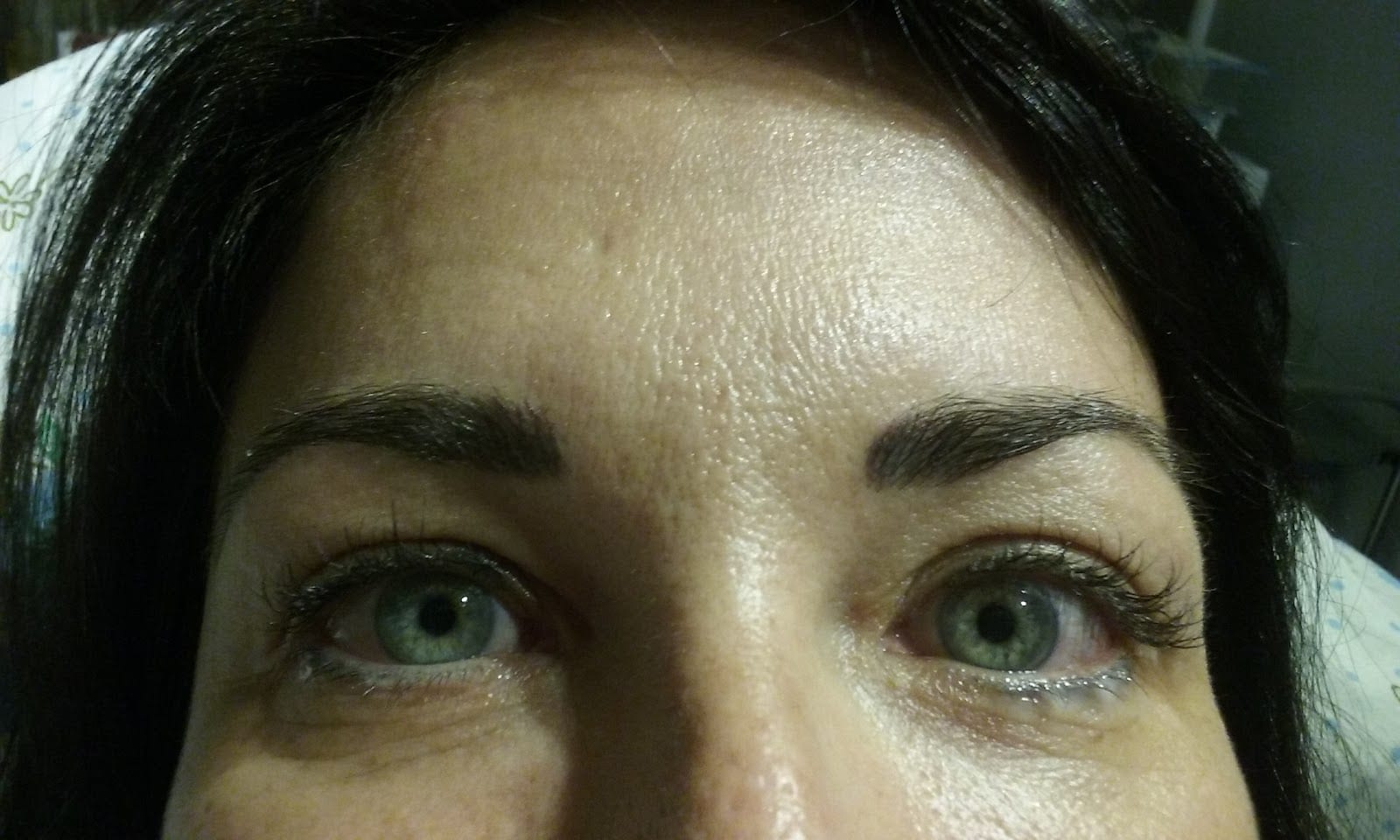 Looks Lashes and Lips by Lisa