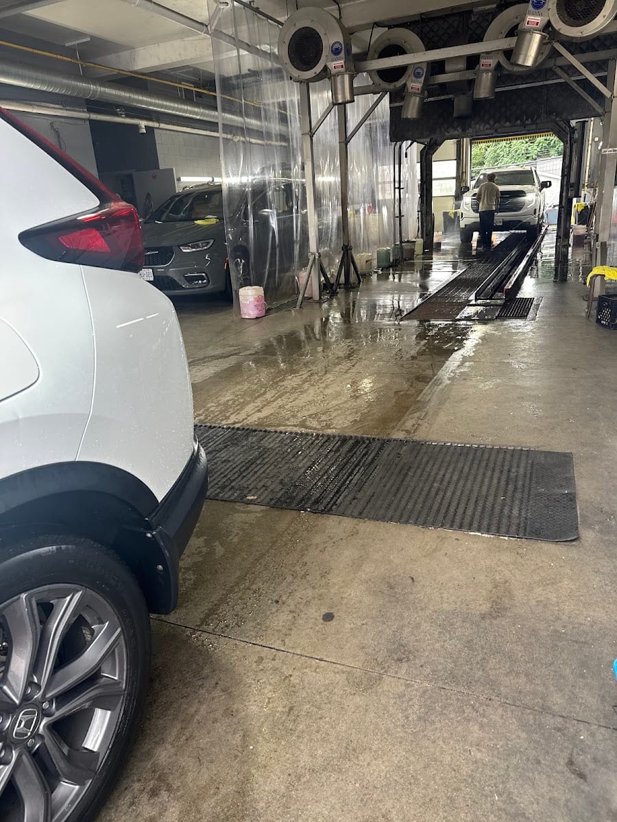 Splash N Shine Hand Car Wash and Detailing, photo 4