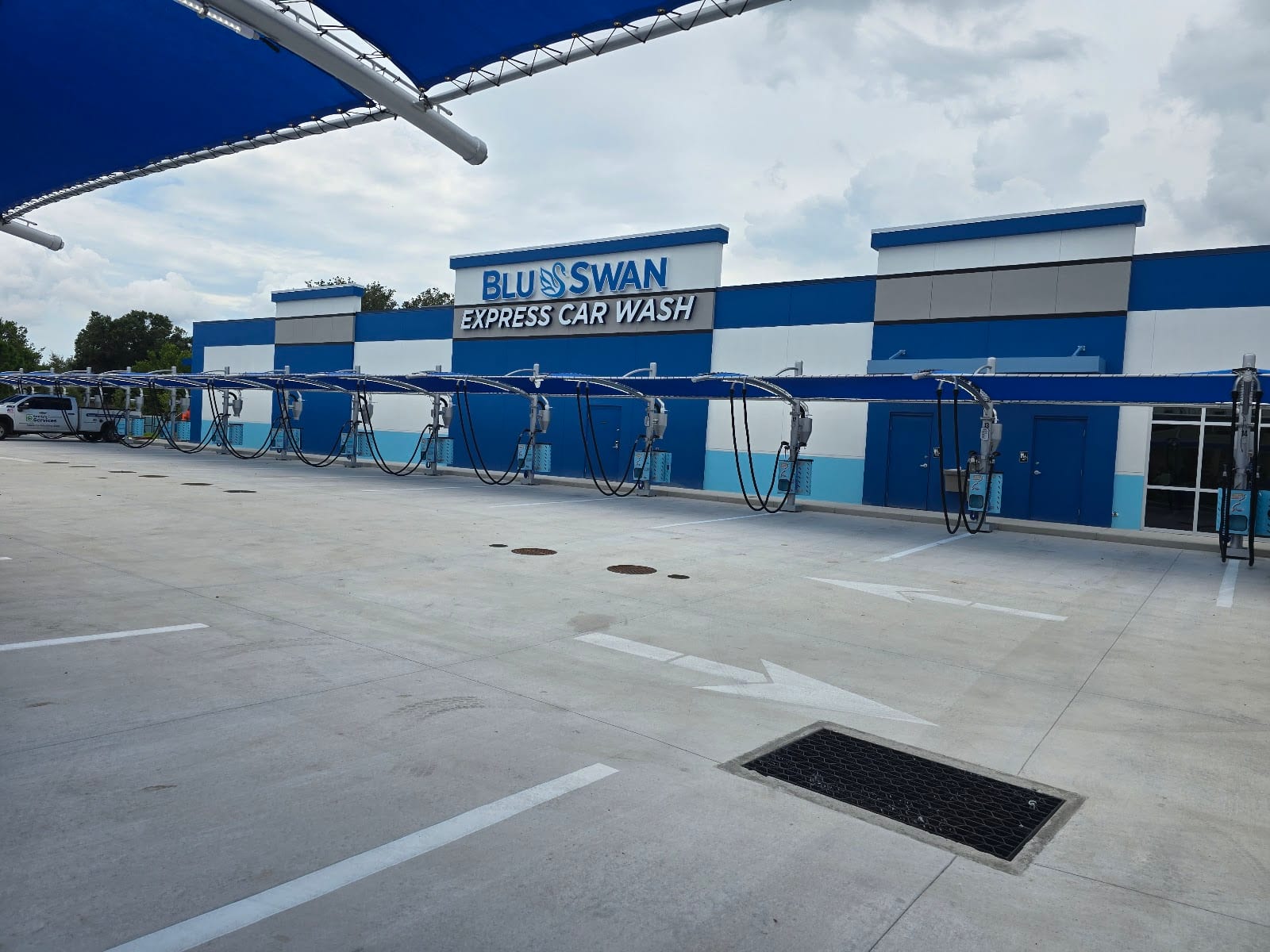 Blu Swan Express Carwash, photo 2