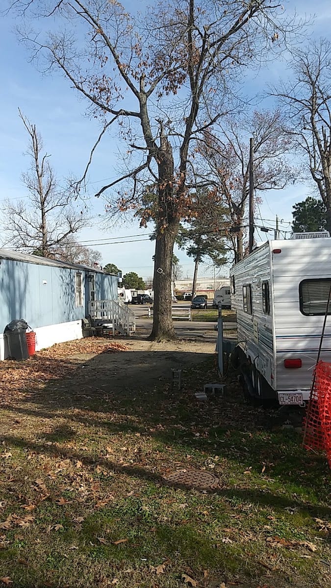 Davis Mobile Home & RV Park