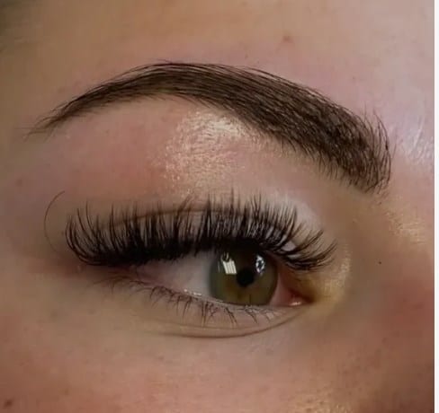 About Lashes and More, photo 2