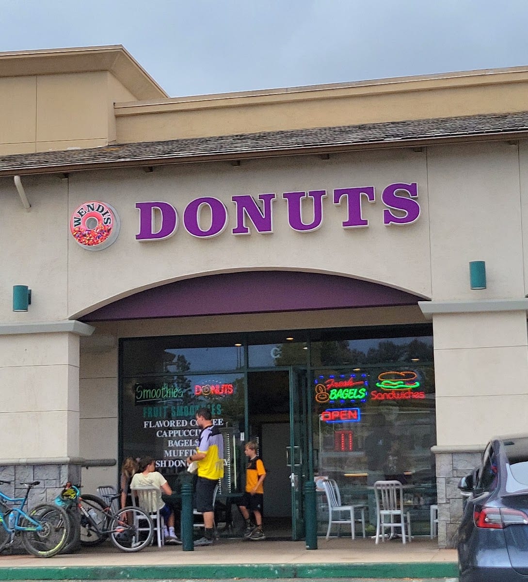 Wendi's Donuts