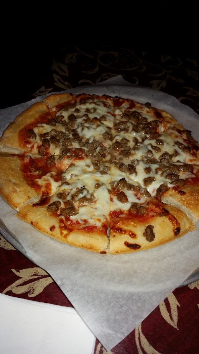 Famous Pizza & Restaurant, photo 4