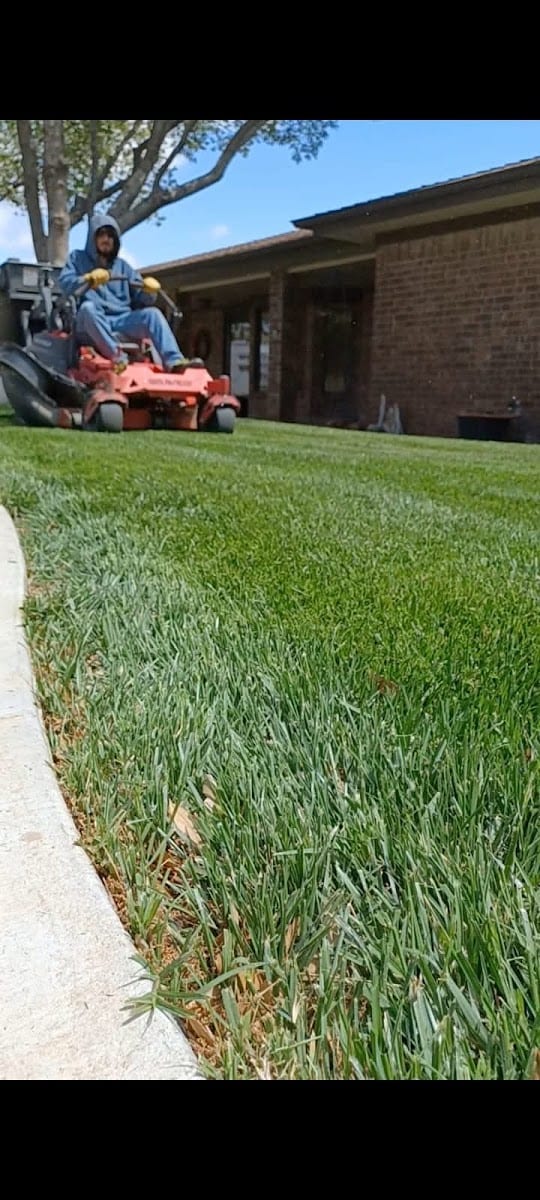 FM Lawncare and sprinkler service, photo 3