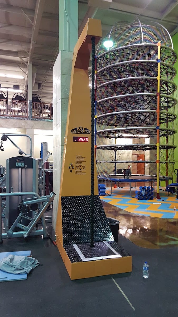 TruFit Athletic Clubs - 82nd St, photo 3