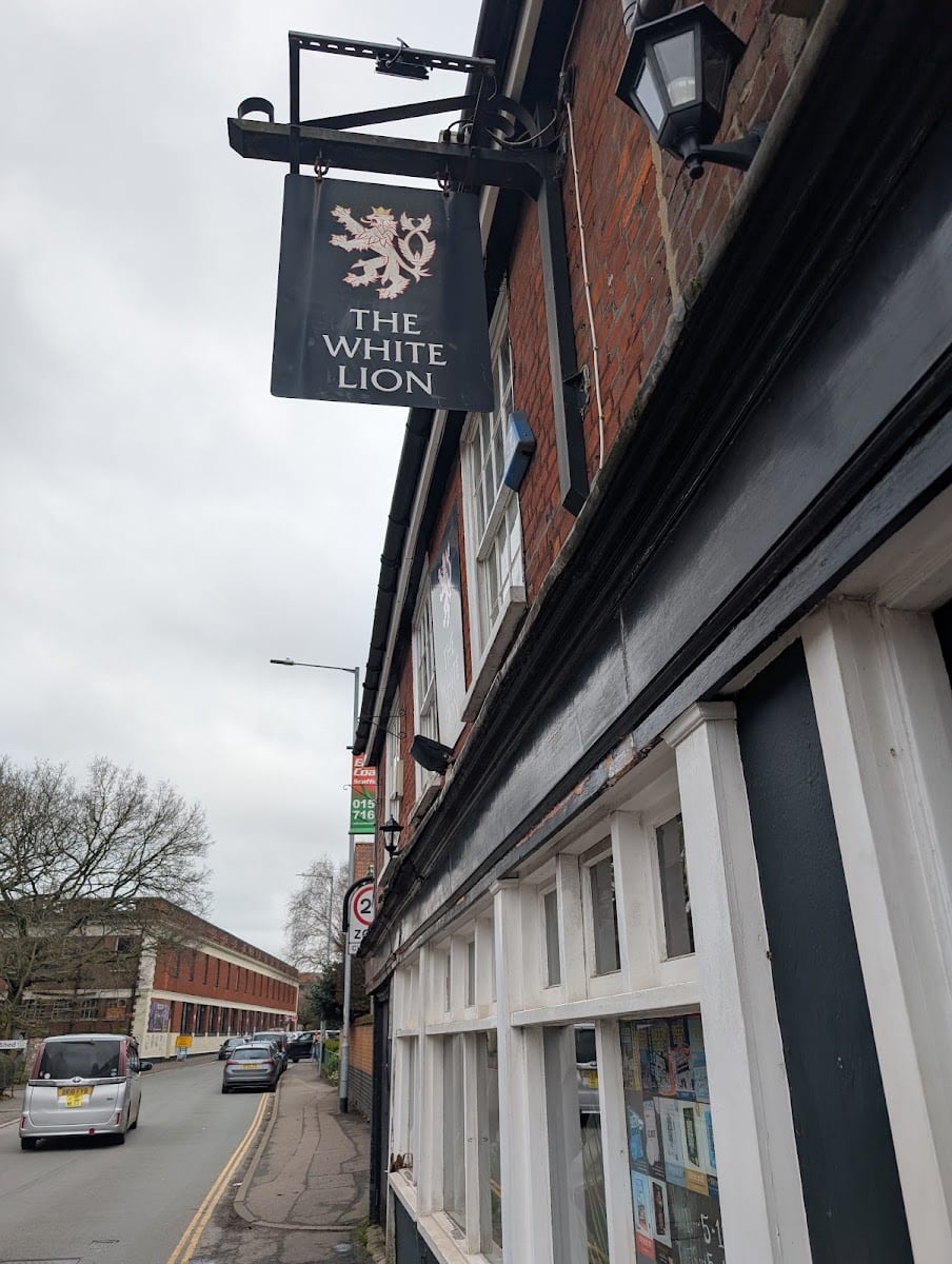 The White Lion, photo 2