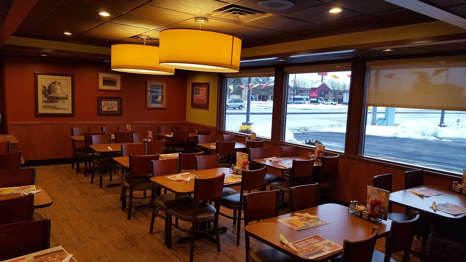 Denny's Restaurant