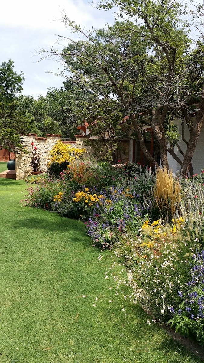 Dana Palmer Healthy Lawns & Weed Control - Lubbock, photo 3
