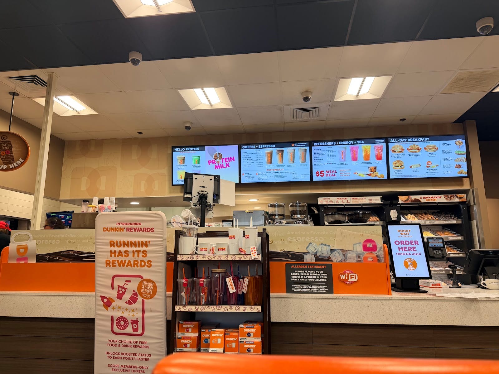 Dunkin', photo 3