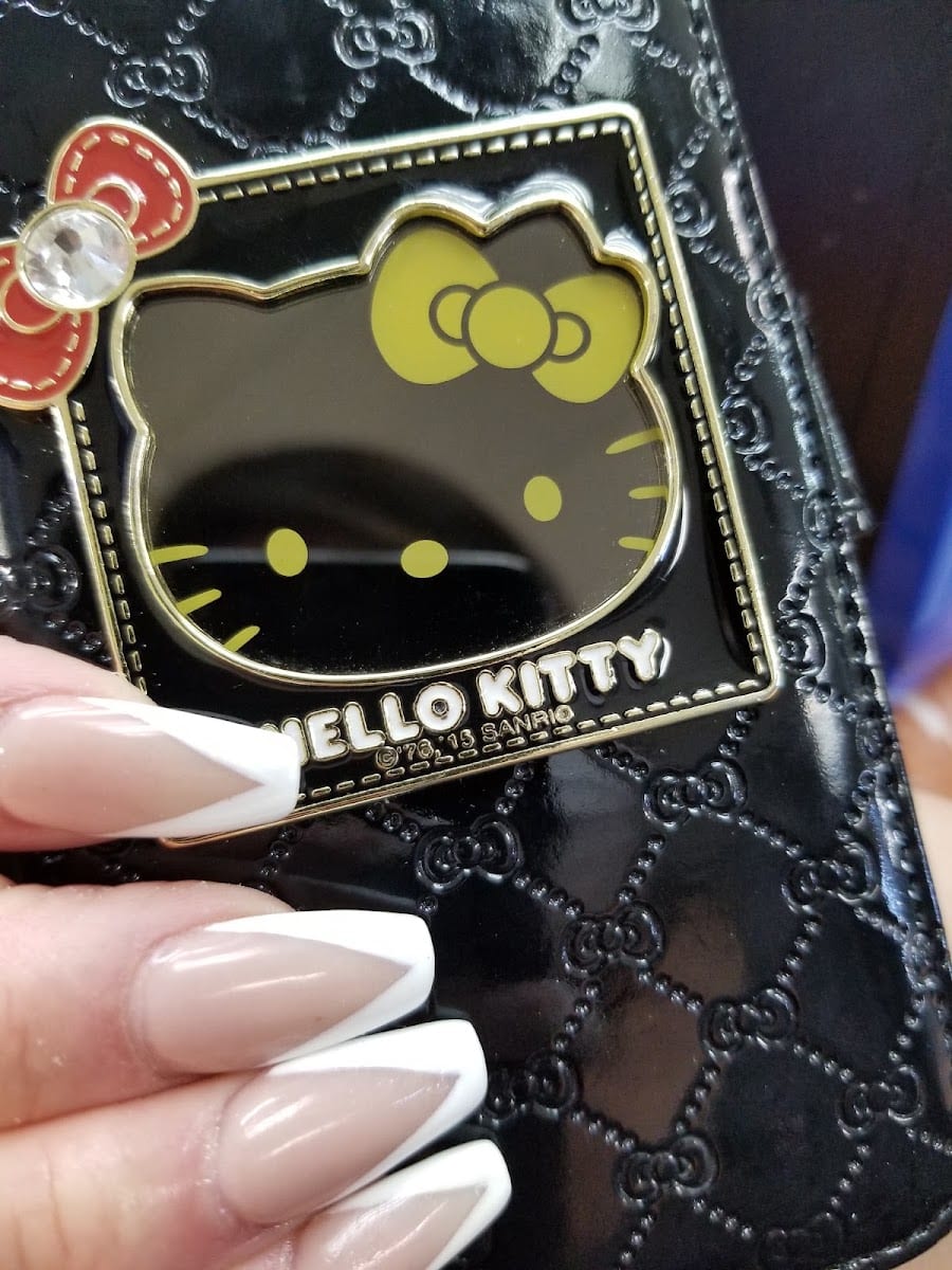 N Nails