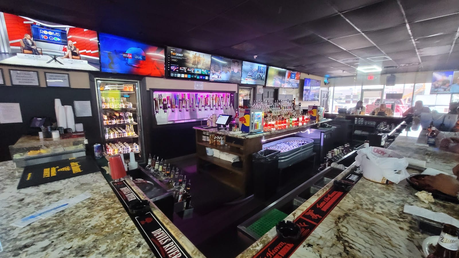 Stadium Bar & Grill, photo 2