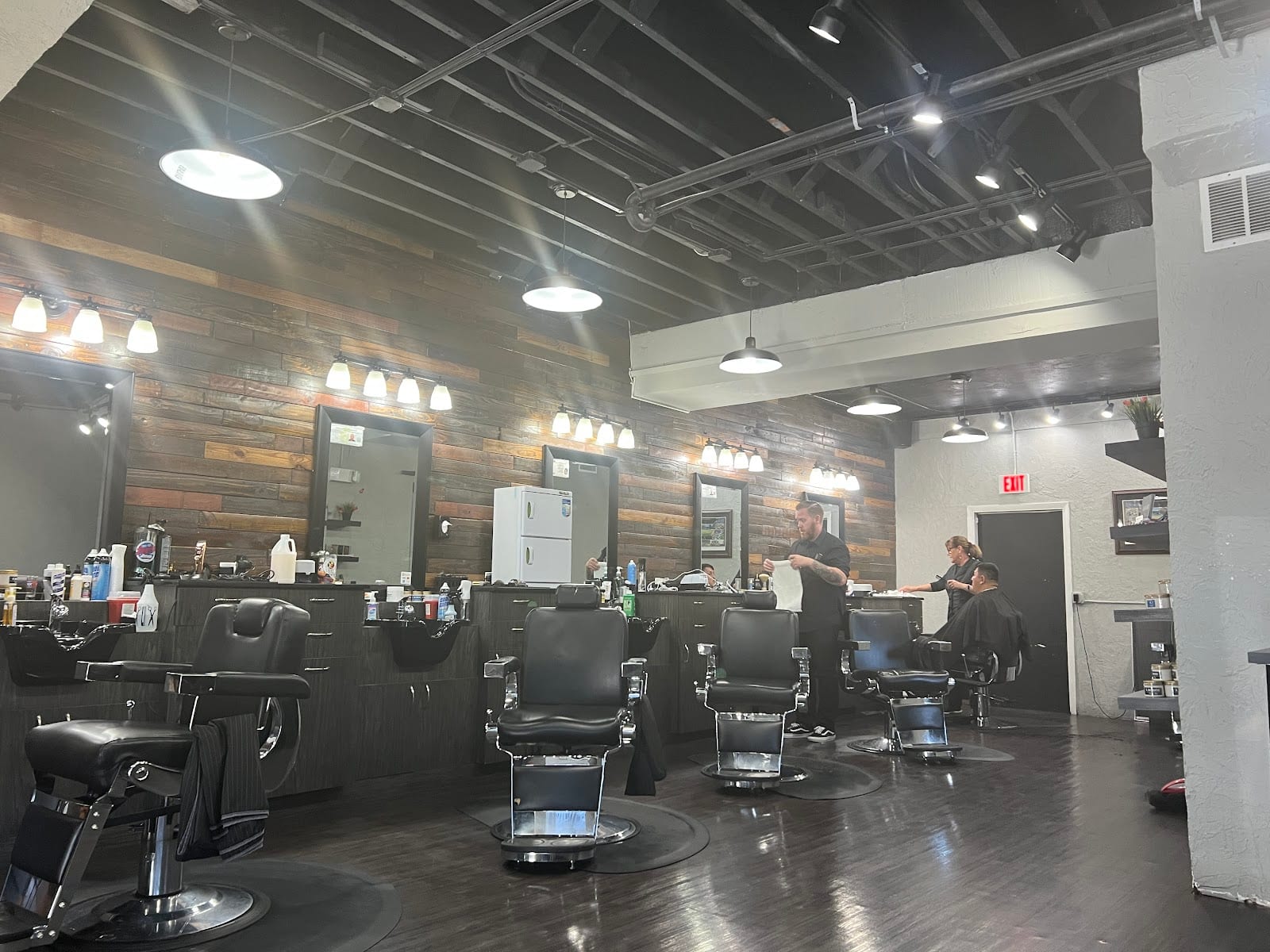 Burns Court Barbers, photo 2
