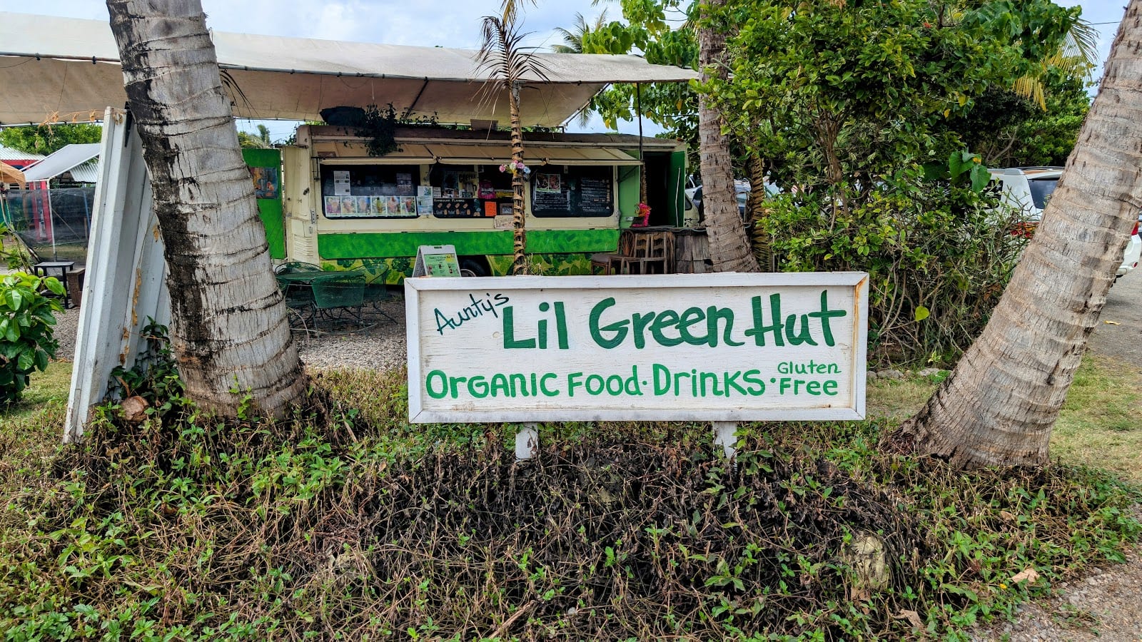Aunty's Lil Green Hut, photo 3