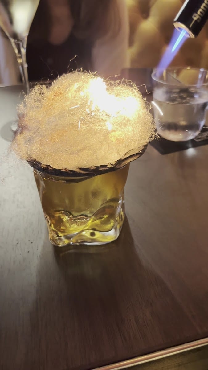 LIBRARY BAR, photo 3