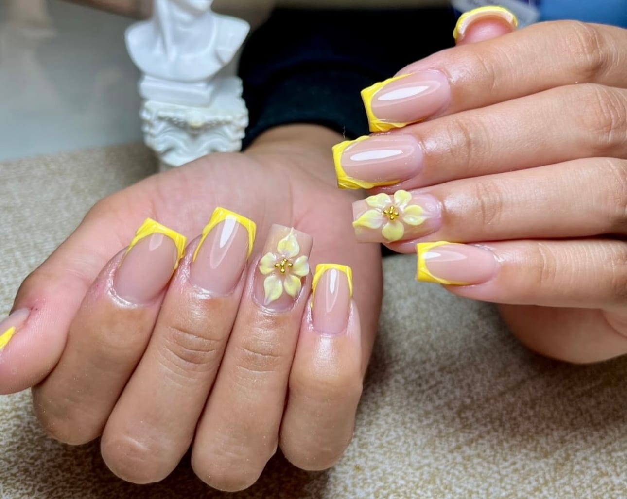 Cherry Nails, photo 2
