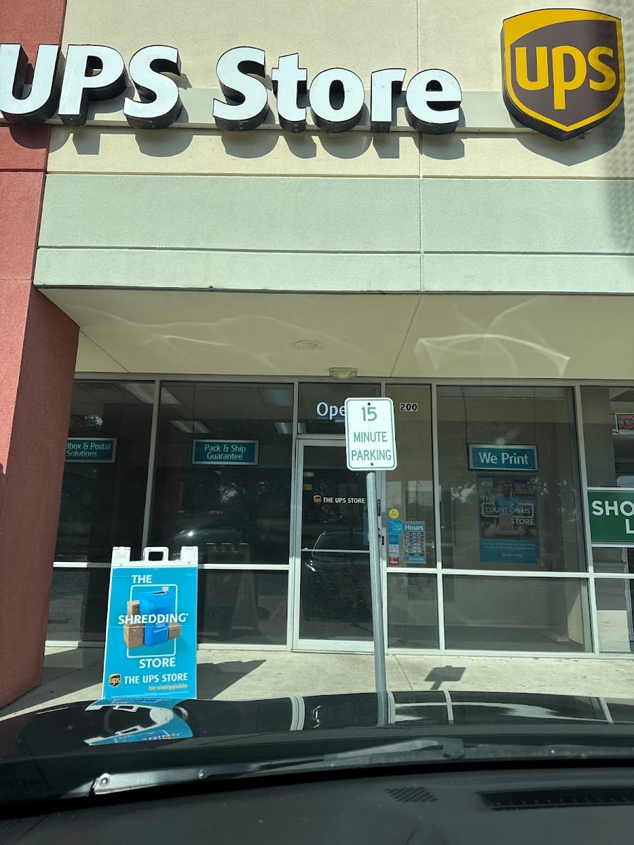 The UPS Store, photo 3