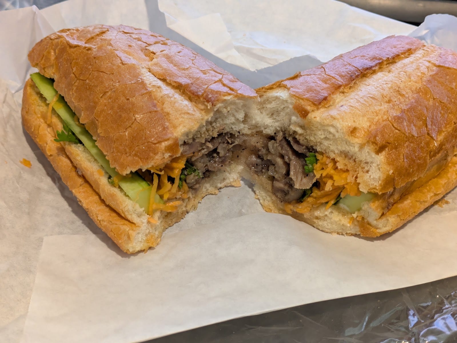 Que Huong Vietnamese Deli