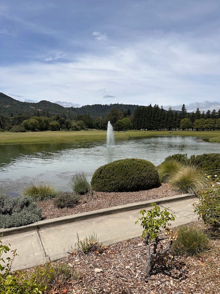 Lakeside Grill @ Vintners Golf Club, photo 3