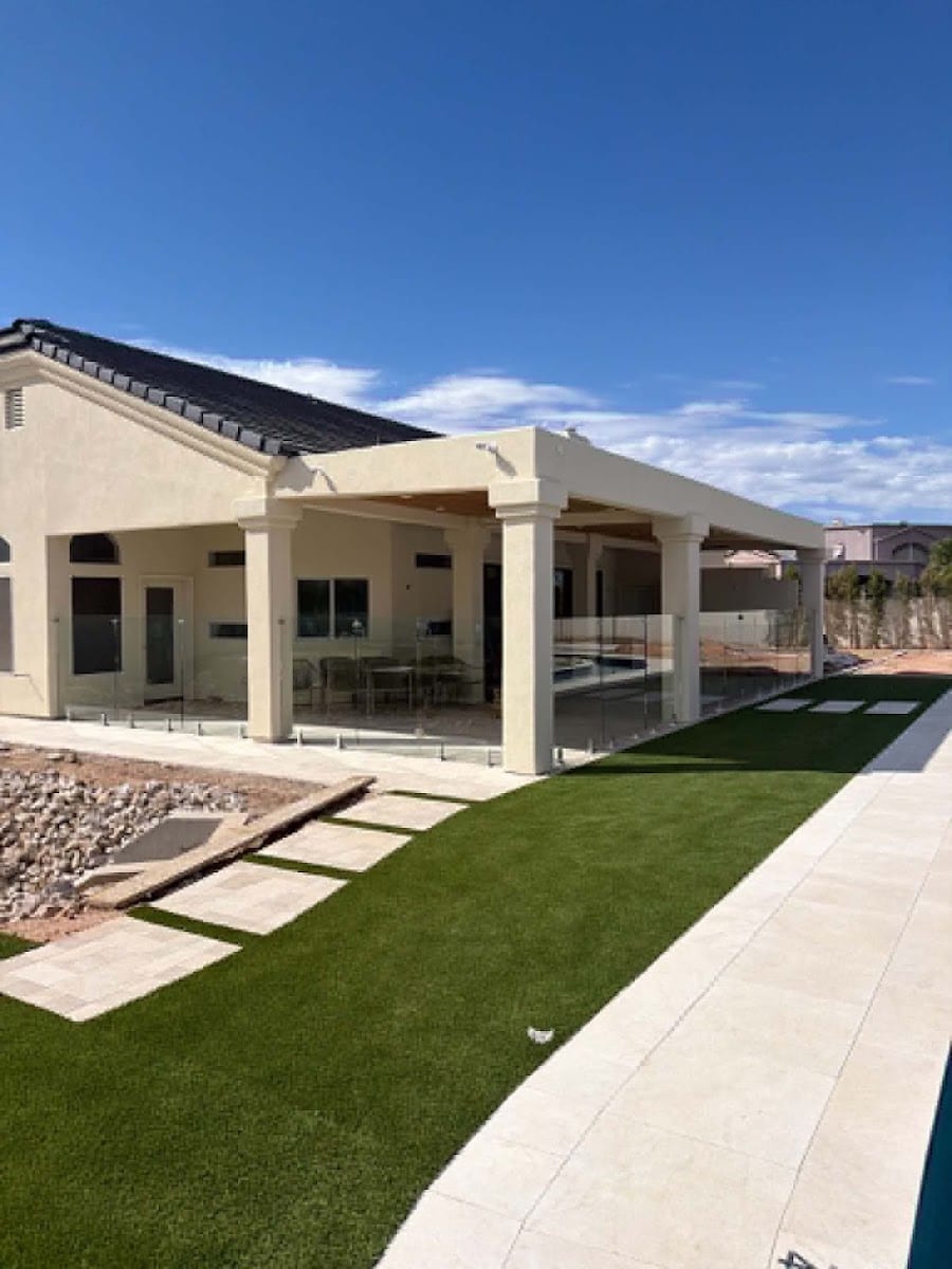GLASS POOL FENCE CO