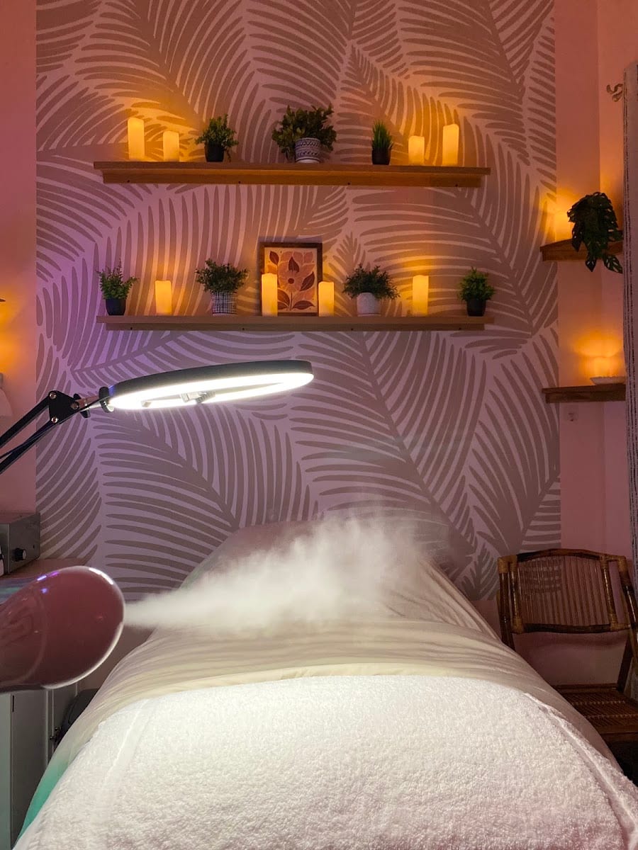 CandyLux - Las Vegas Facials & Brazilian Wax, photo 4