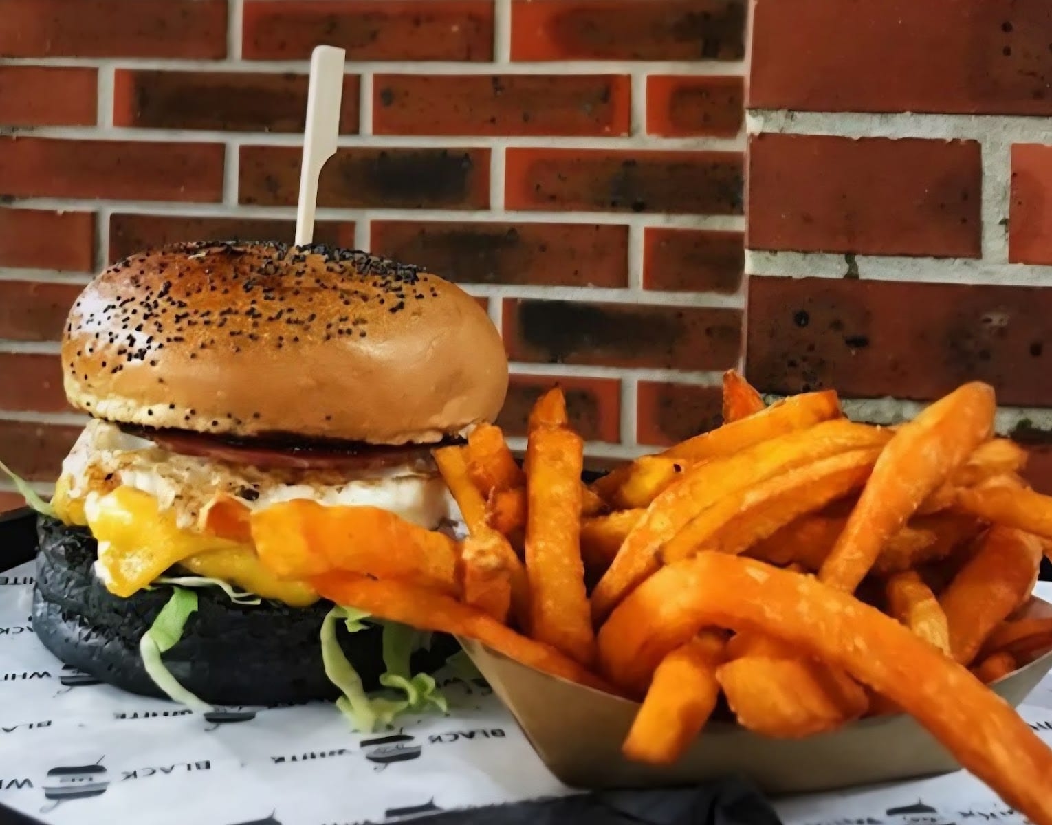 Black & White Burger Châtelet, photo 4