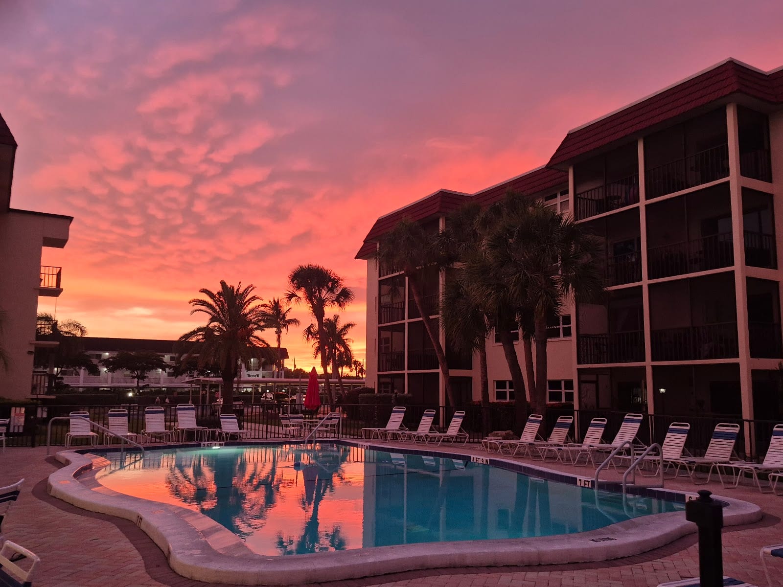 La Siesta Condominiums