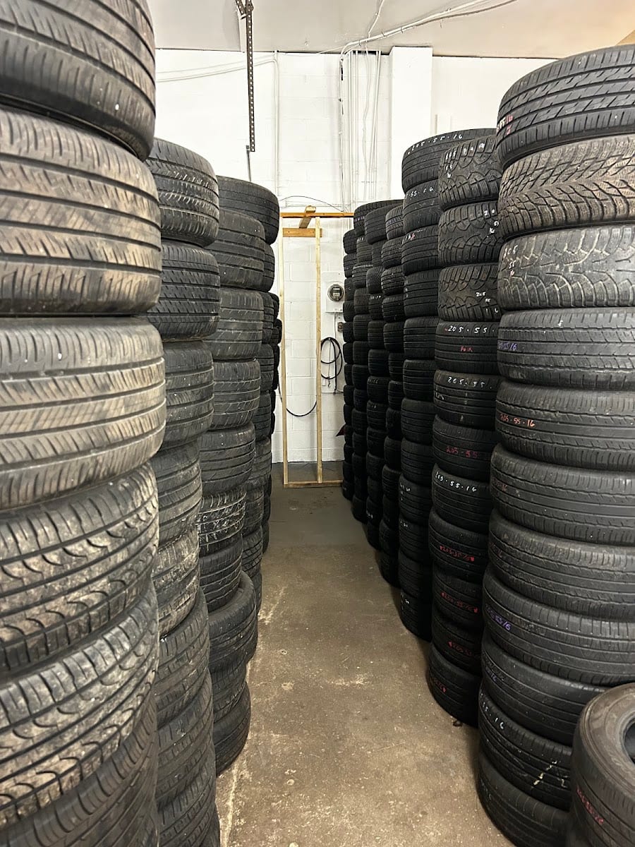 The tire stop, photo 2