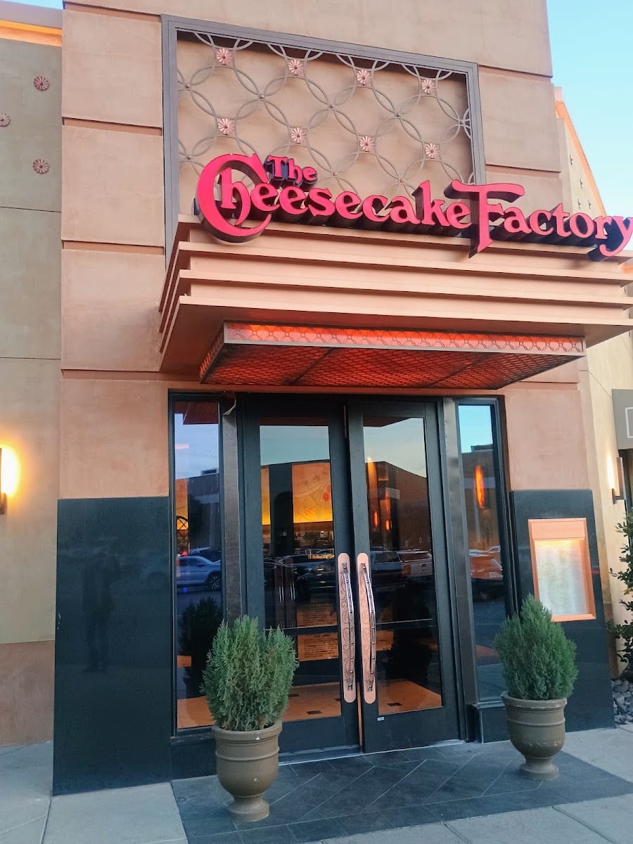 The Cheesecake Factory, photo 2