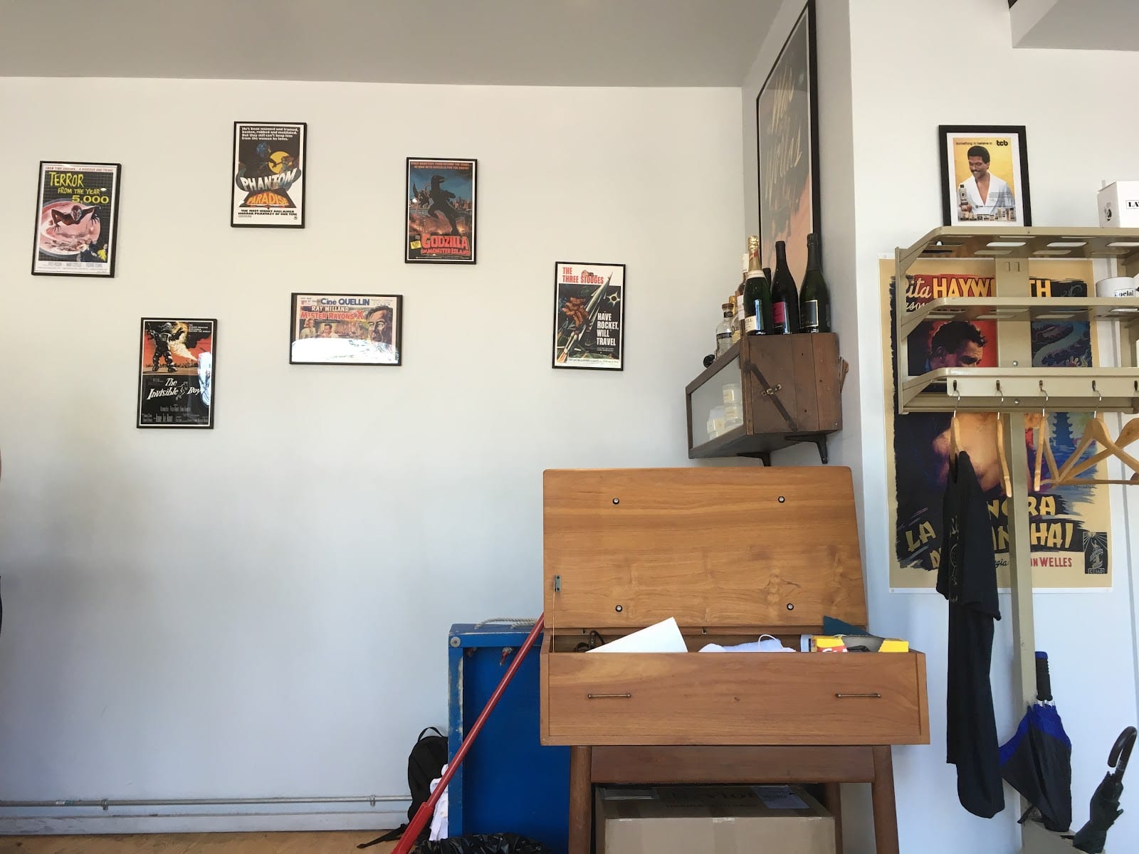 Comrades Barber Shop, photo 4