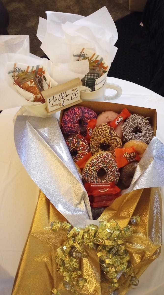 D J Donuts, photo 3