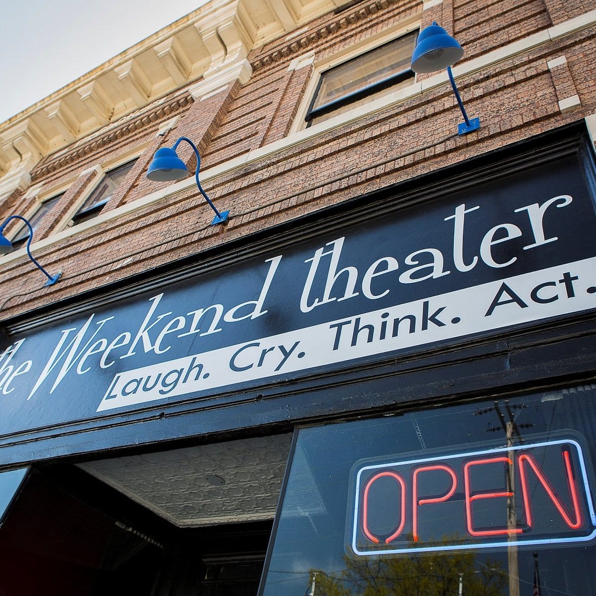 Weekend Theater, photo 3