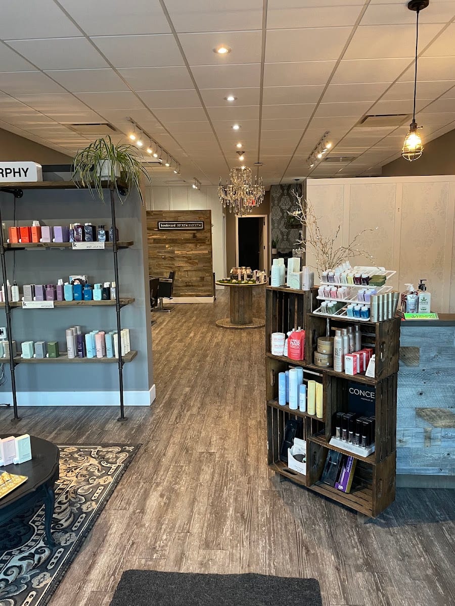 Boulevard Salon
