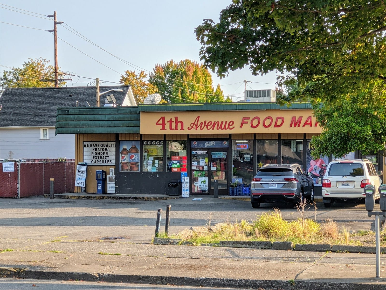 East 4th Food Mart