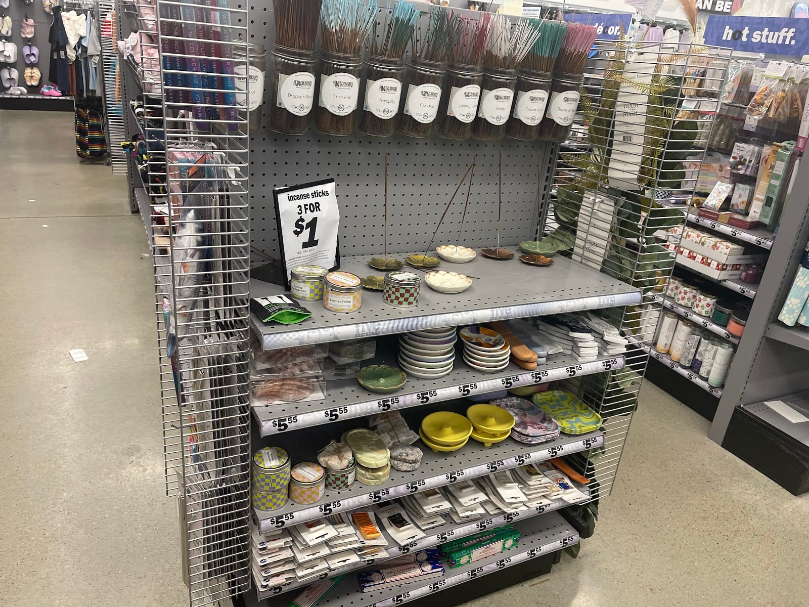Five Below, photo 3