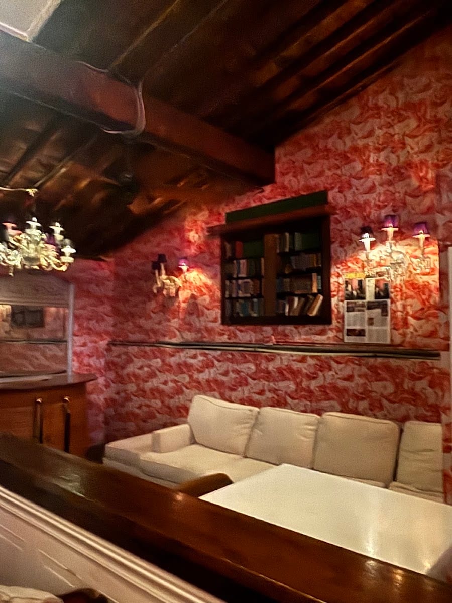 The Seahorse Tavern
