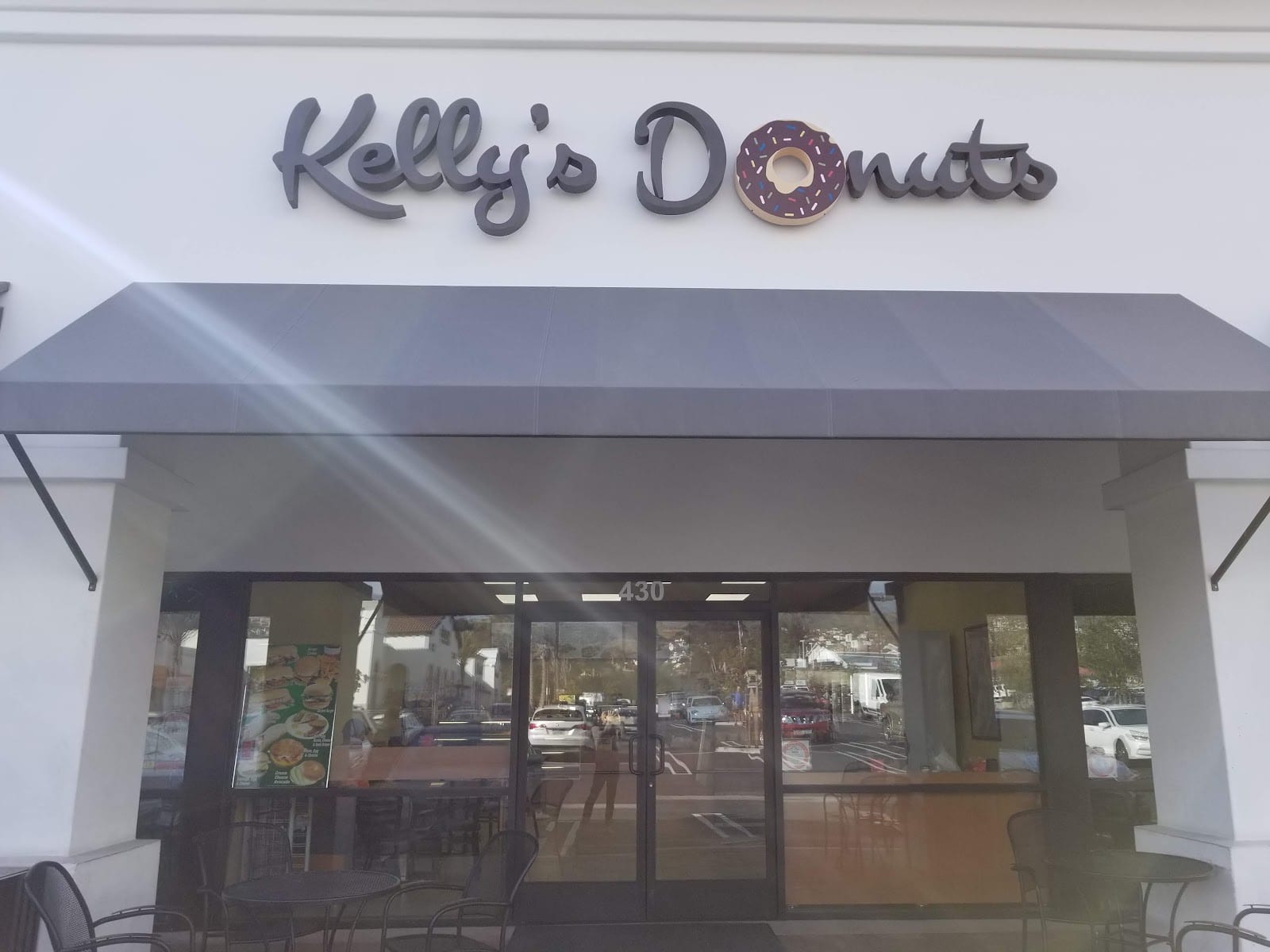 Kelly's Donuts