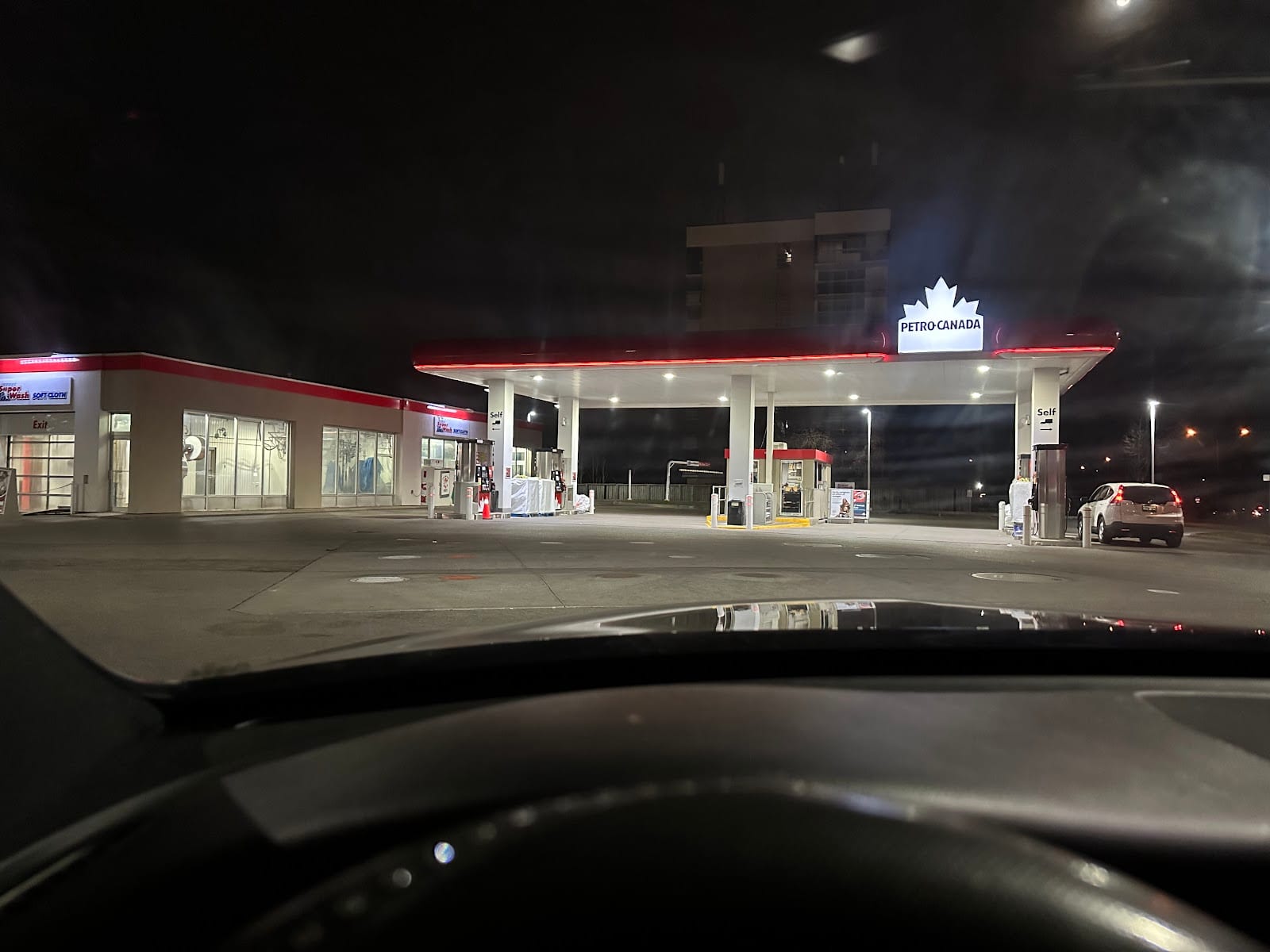 Petro-Canada & Car Wash