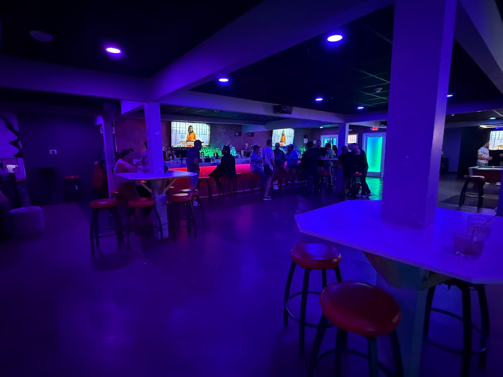 Forum 73 (formerly The Bachelor Forum), photo 4