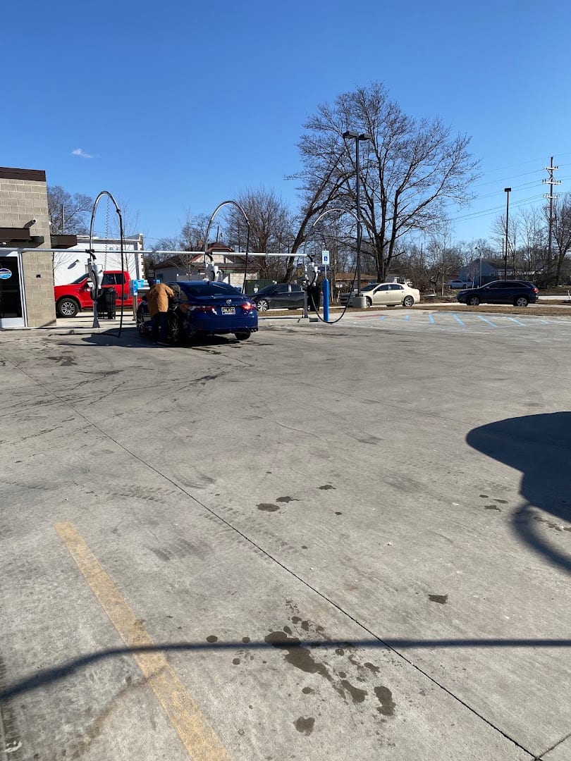 WhiteWater Express Car Wash, photo 3