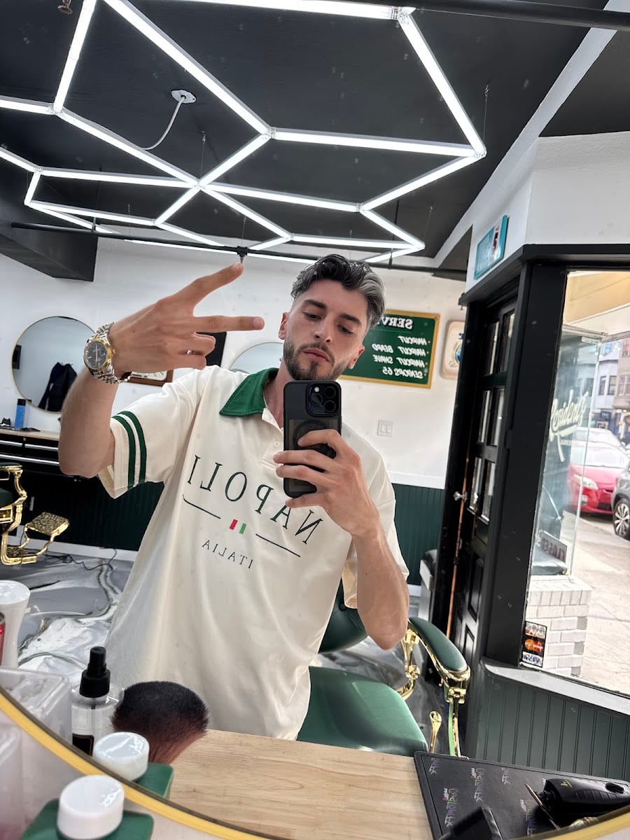 Residents Barbershop, photo 2