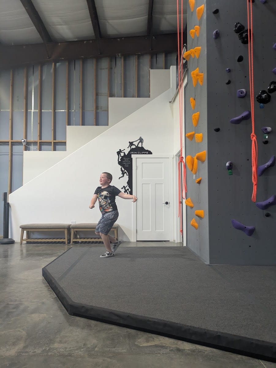 Iron Cliffs Gym, photo 4