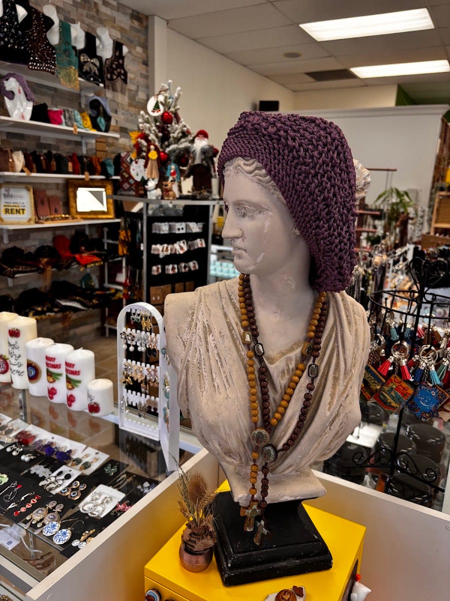 Gina Artist Market